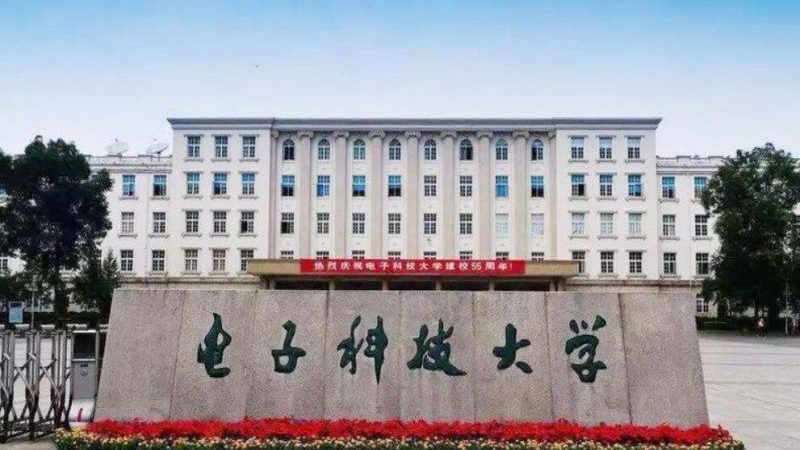 LED灯条铝基板定制：揭秘其工艺与选型要点**